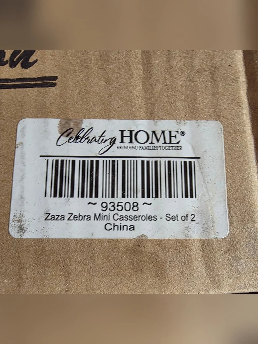 NIB Celebrating Home Covered Baking Dish 7